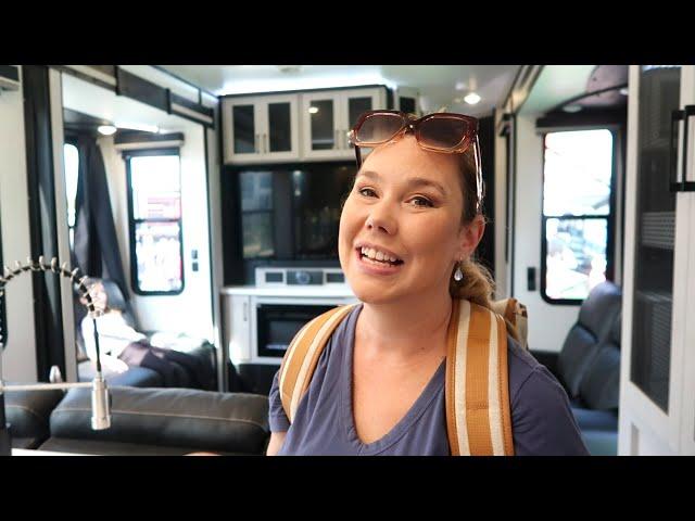 Motorhome vs 5th Wheel! Family RV Living! Our Family Adventure