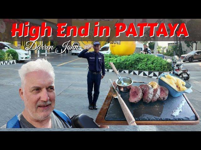 I Eat at a Posh Restaurant in Pattaya Thailand