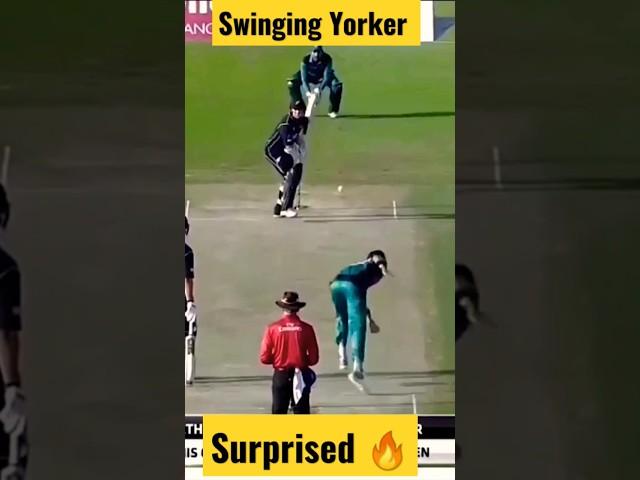 Shaheen shah Afridi swinging Yorker #shorts #youtubeshorts #trending