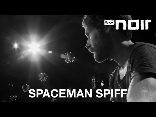 Spaceman Spiff - Egal (feat. Enno Bunger) (live bei TV Noir)