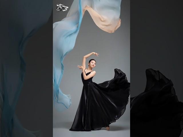 The black skirt shows elegance and mystery~#dance #photography #shorts