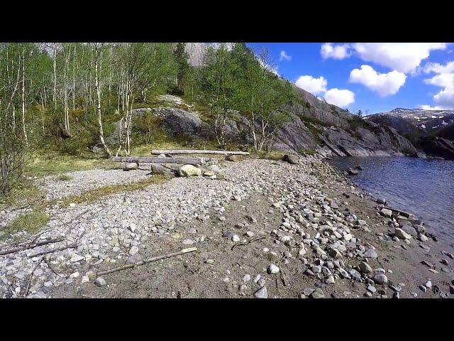 Hike Route: Hiking down to Vatnvatnet in Bodø