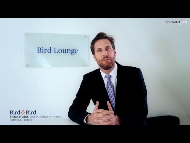 Bird&Bird - Partner Stefan Münch - Wie wichtig ist die Sprache Englisch tatsächlich?