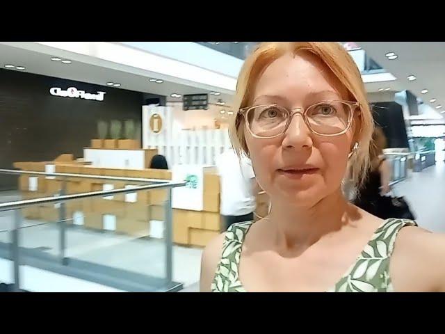 Я потеряла кольцо обручальное Срочно нужно найти. Серёжа получил вид на жительство уже пластик.