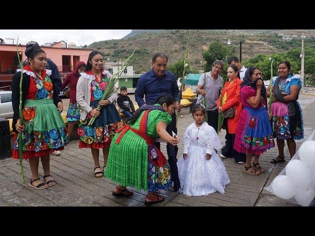 Costumbres y tradiciones de un bautizo #oaxaca #gastronomia #tradiciones #bautizado