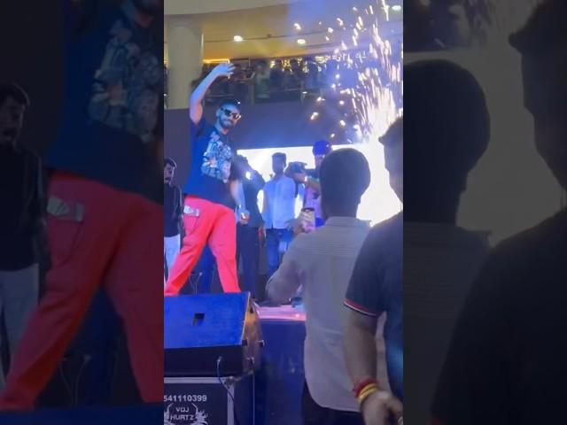 Maninder buttar in Jammu wave mall #shorts #maninderbuttarsongs #song #wavemall