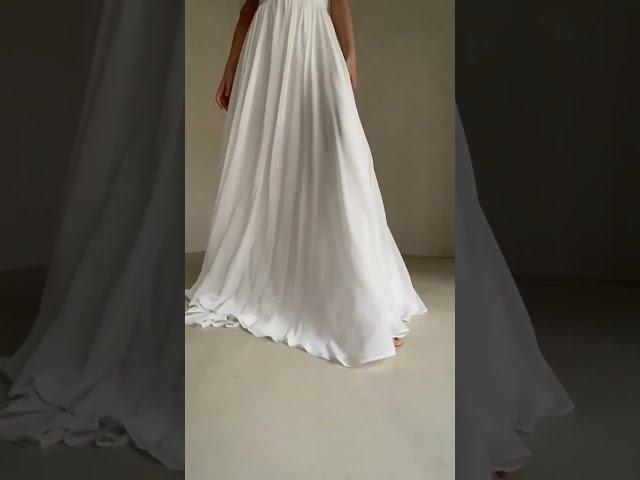 CHIFFON WEDDING DRESS MARIT WITH HIGH LEG SLIT