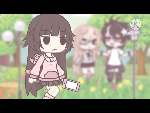 { why r there so many couples all over the place ? }