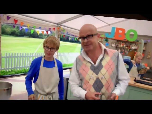 “Quenelle!” Harry Hill being hilarious on Junior Bake Off 2022