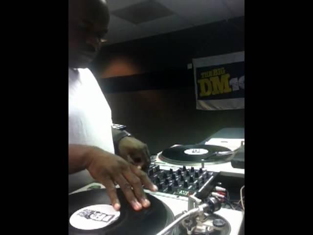 Old school mix live on 101.3 THE BIG DM (WWDM) 10-16-2012