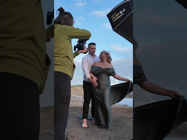 Behind the scenes of a beach maternity photoshoot using one light at golden hour.