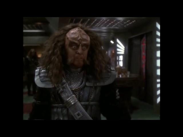 Star Trek: DS9 - Gowron & Worf....friends to enemies.