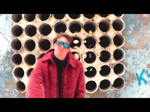 Rvanie Kosari - Biographia