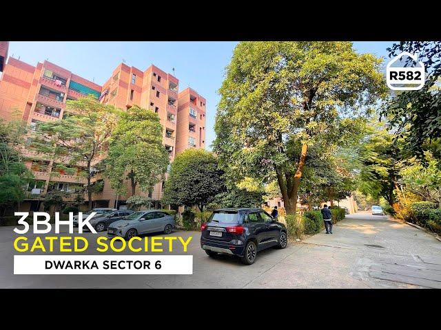 Gated Society 3 BHK Flat for rent in Dwarka Sector 6 with Geysers and ACs | BRS RENTALS R582