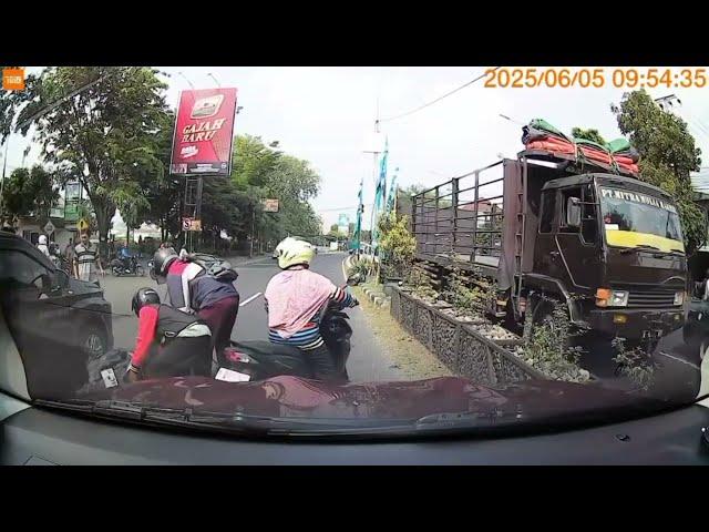 Dash Cam Owners Indonesia #789 June 2025
