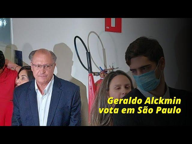 Alckmin (PSB) é provocado por eleitora bolsonarista: "sinto muito você ter mudado de lado"