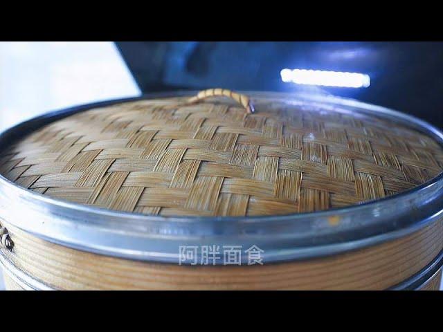 灌汤包不买着吃了，做法告诉你，就知道多简单了，皮薄汤多，解馋