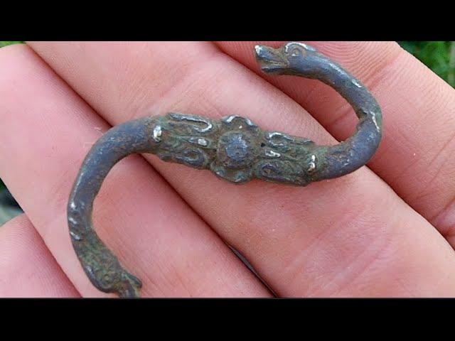 Snake Buckle!  Woooo! : Metal detecting UK #84