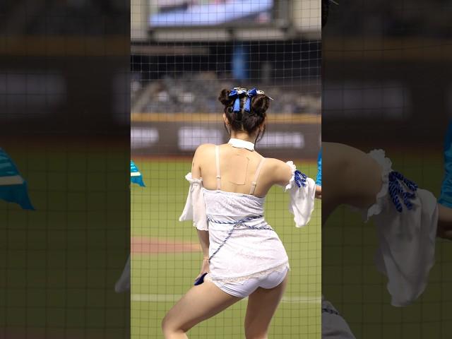 [4K] 2025 李珠珢 이주은치어리더 부채춤 5 공연직캠 #shorts #이주은 #치어리더 #응원 #직캠 #영상 #李珠珢 #아웃송