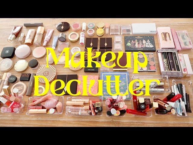 It's finally time to get rid of those expired products -.- huge makeup declutter