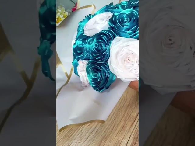 DIY Rose Bouquet 🪄 | #kashishartist #art #artist #diy #diyrose #bouquet #youtube #shorts #explore