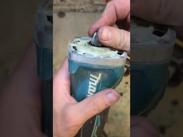 Don't try that at home. The gear locked on after testing again. How to fix it.!! #asmr #tools