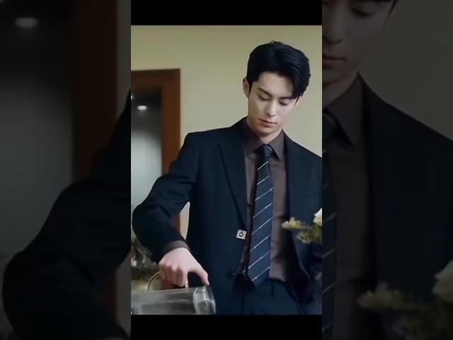 whenthe CEO is waiting for his lover#CEO#onlyforlove#chinadrama #dramachina#shiyan#wanghedi#cdrama