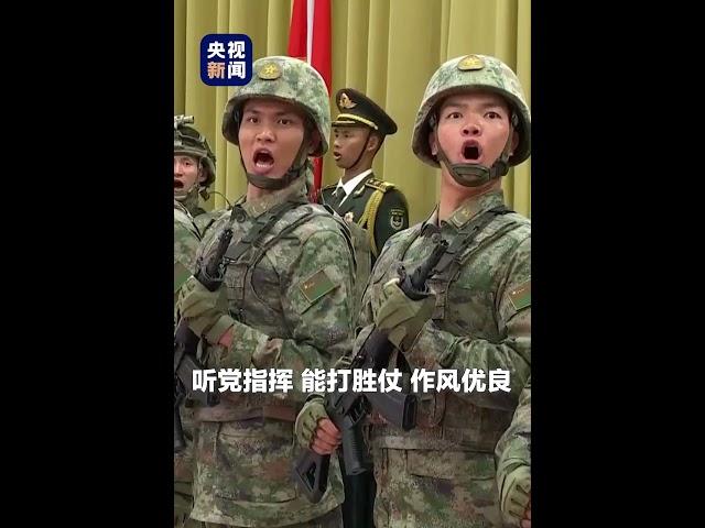 “同志们好！”“主席好！” 习近平主席视察中国人民解放军驻澳门部队，感受现场！| CCTV