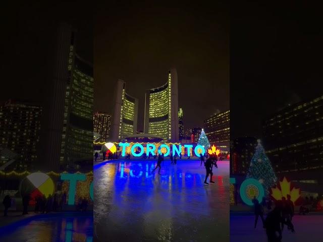 Last tango in #downtown.   #christmas #christmasincanada #dance #patin #skating #skatepark #toronto