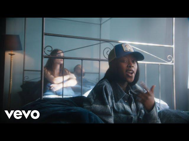 AMARIA BB - Cheaters (Official Video)