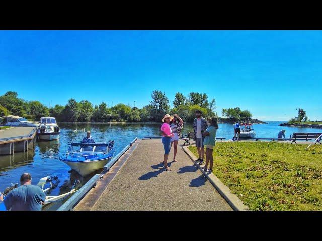 Toronto Walk - Bluffers Park Lookout, Scarborough