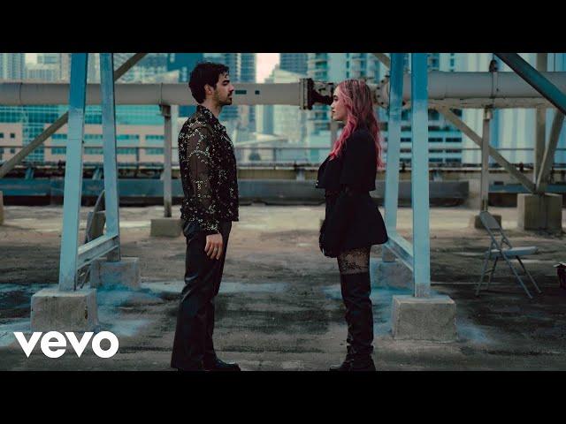 Ela Taubert, Joe Jonas - ¿Cómo Pasó? (Con Joe Jonas) (Official Video)