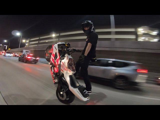 Chicago vs stunt riders