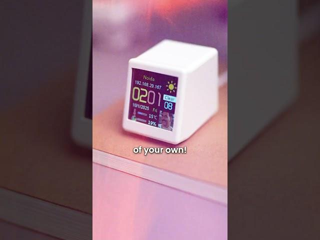 The Mini Display For Your Desk!