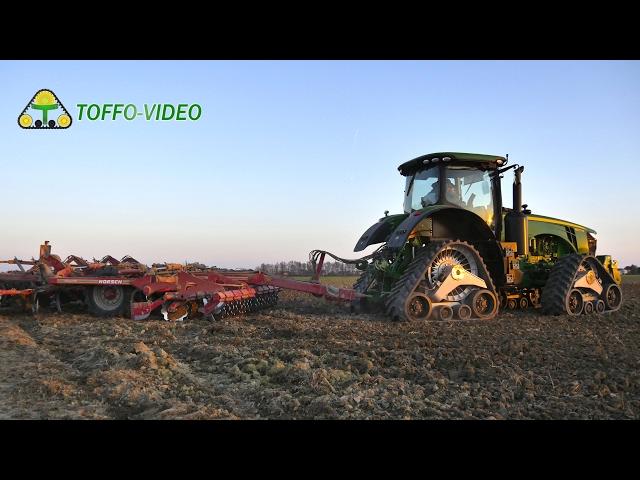 John Deere 8370R 4Track! (first in Italy) with Horsch terrano 4mt