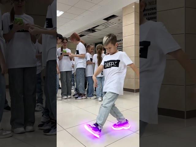 TUZELITY SHUFFLE 31 000 000 SUBS  LITTLE BOY DANCING ASTRONOMIA  ⭐️