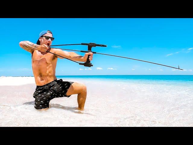 Island Survival With Underwater Bow And Arrow