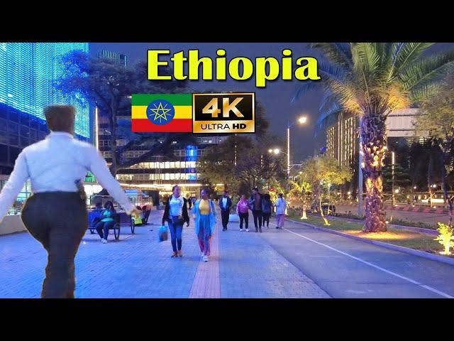 በምሽት ጨረቃ የመሰለው የቸርችል ጎዳና Addis Ababa Walking Tour @Night(376) ,  Ethiopia [4K]