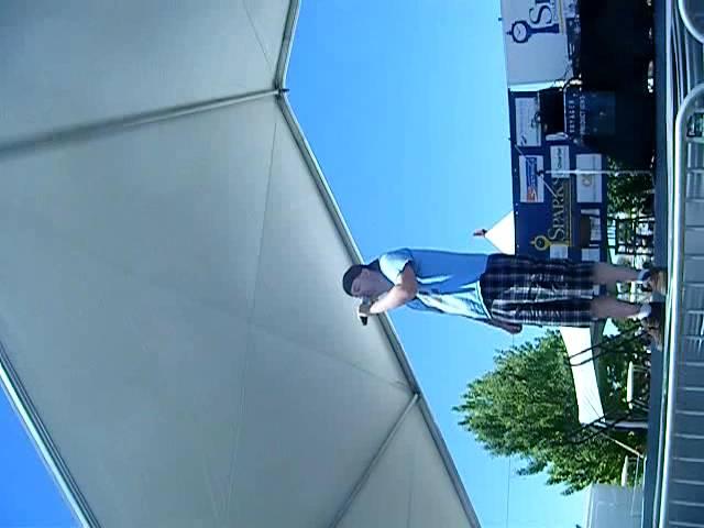 Shayne sings Elton John - Candle in the Wind 7-4-10