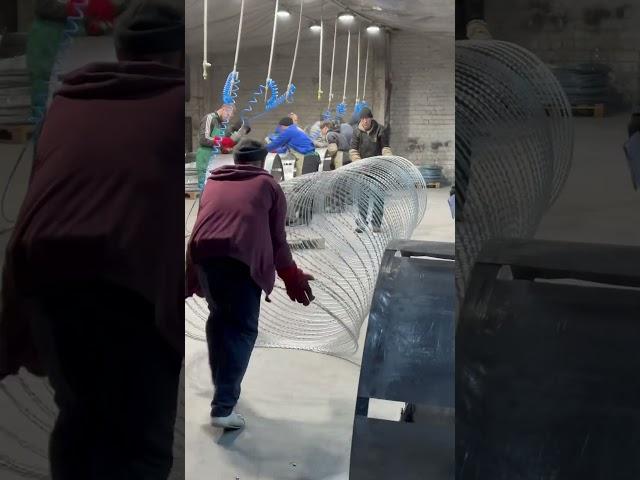 Jiletli Tel Üretimi | Razor Wire Production | Производство колючей проволоки  #machine #razorwire