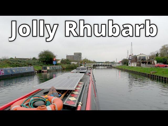 353. Chilly narrowboat cruise on a canal I've not traveled before!