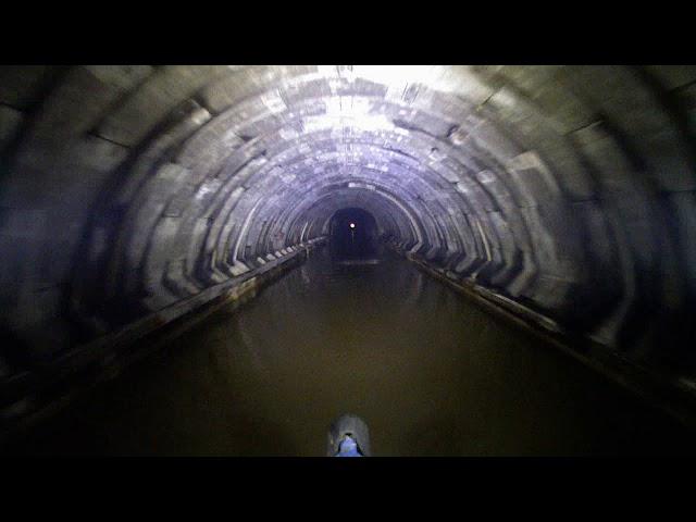 A time-lapse narrowboat trip through the Blisworth tunnel to Stoke Bruerne.