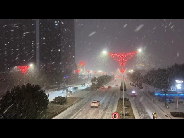 Let’s enjoy the video of first heavy snow in Weifang City in 2024 !