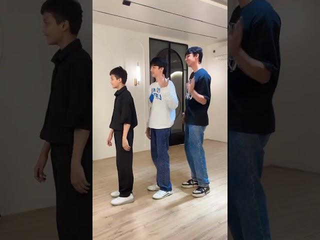 Sneh ka chicken dance | PRANK | #dance #adee #shortvideos #prank #adityakhatri #sneh #trio #cute