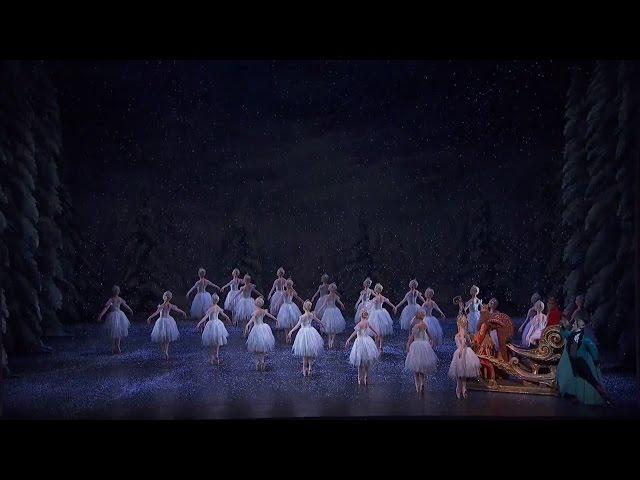 The Nutcracker – The Waltz of the Snowflakes (The Royal Ballet)