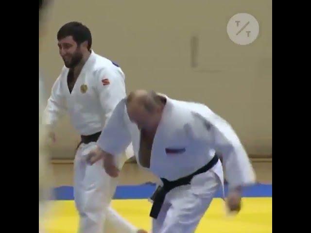 Putin Spars With Russian Judo Team