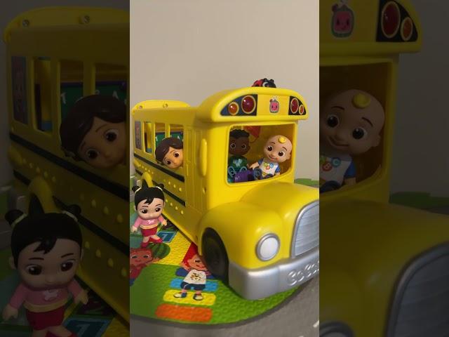 Wheel on the yellow buz #wheelsonthebus #fun #cocomelon