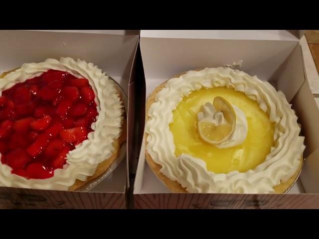 Polly's Pies - Banberry & Sunnylicious  Both were Delicious! #Polly'sPies #banana #strawberry #lemon