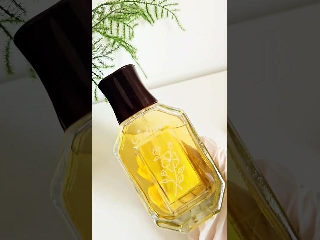 Hand Engraving #engraving #calligraphyengraving #perfumeengraving #shorts