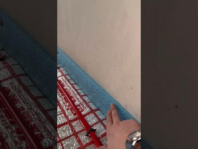 Важное правило при монтаже водяного тёплого пола #монтаж  #строительство #отопление #теплыйпол